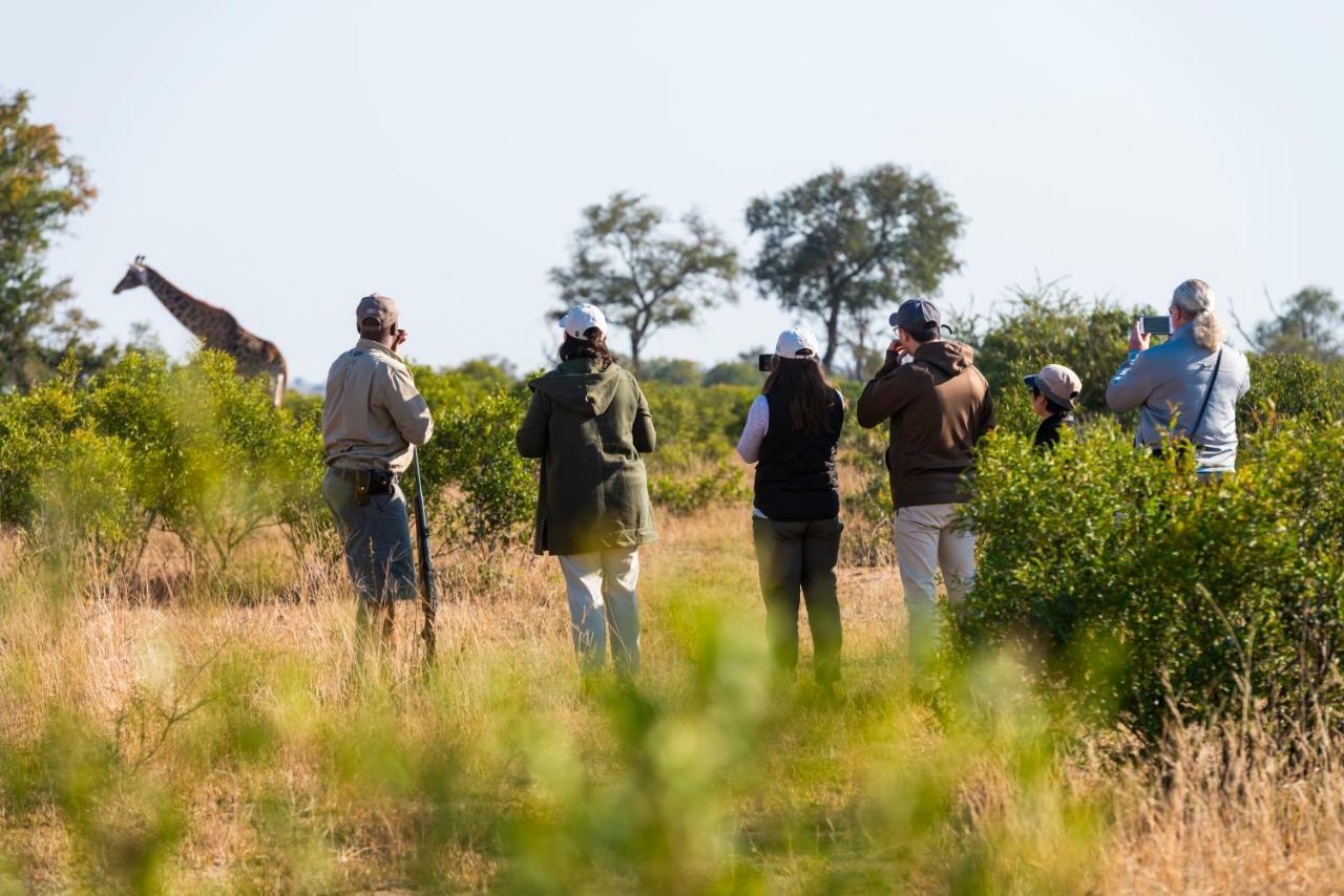 Inyati Game Lodge Sabi Sand Game Reserve Buitenkant foto